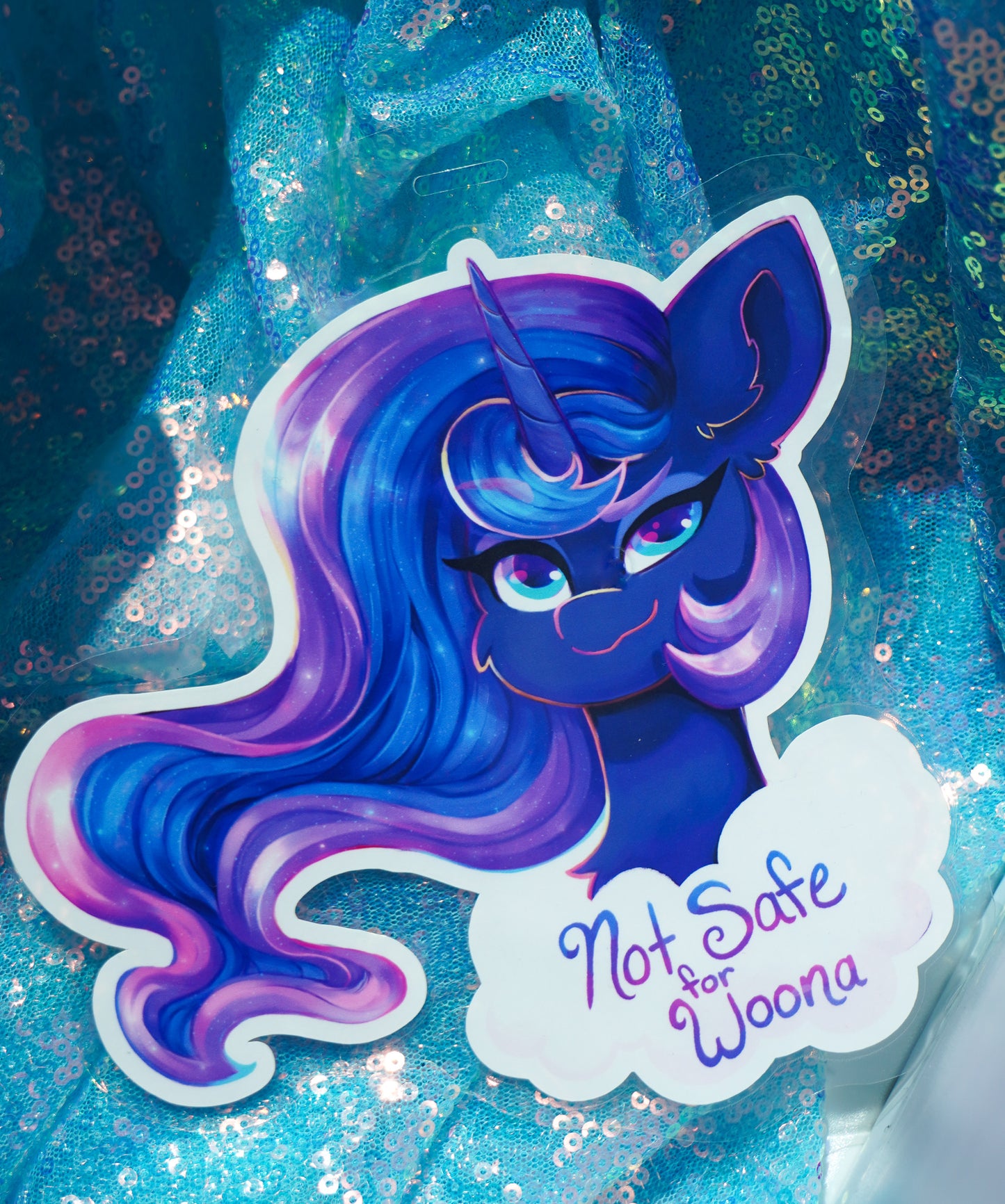 Luna "NSFWoona" Badge